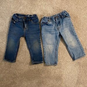 2 pairs of Carters 12 months Jeans